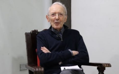 El teólogo Jon Sobrino honra a Gustavo Gutiérrez y recuerda a los mártires de El Salvador